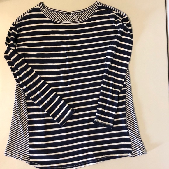 GAP Maternity Bundle - Picture 2 of 11